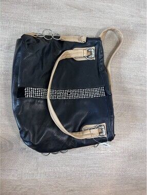 Shoulder handbag Black beige embossed.
